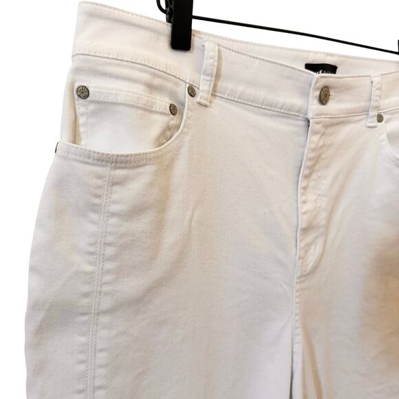 Talbots Relaxed Tapered Barrel Leg Jeans White Size 14P - Picture 5 of 11
